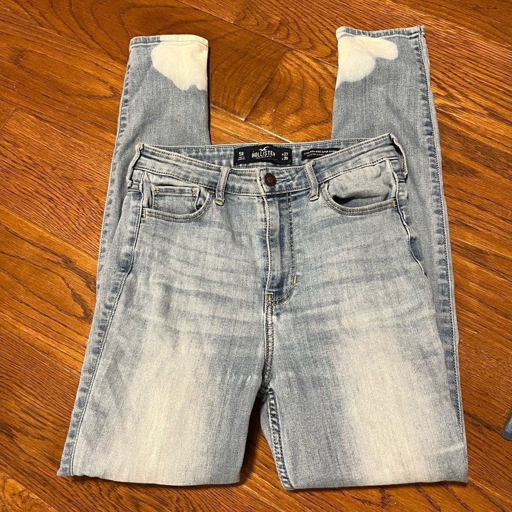 Hollister size 5 ultra high rise jeans